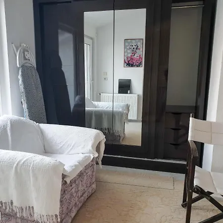 Large Duplex Apartment With Amazing Sea View 度假居 *